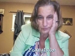 FoxxyLake Hairy old snatch