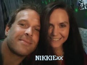 NIKKIExx Hairy old snatch